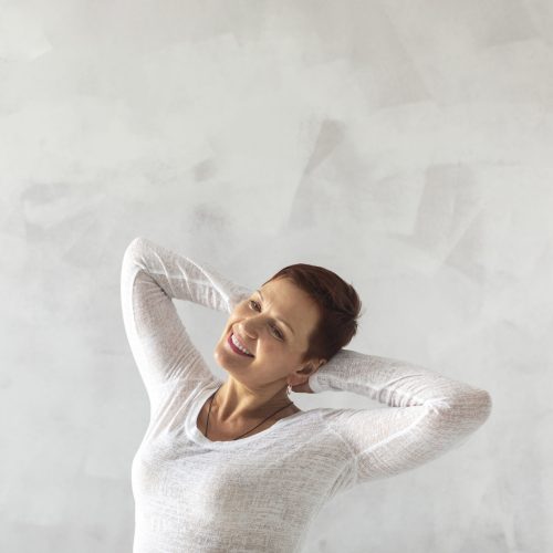 pretty-mature-woman-with-short-hair
